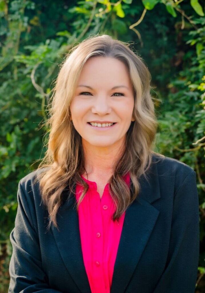 Tracy Caulfield Headshot